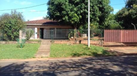 Vendo En Itaugua, 990 M2 Sobre Asfalto Calle Patiño, Con Terreno De 22 X 60 Mts