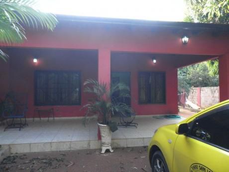 Vendo En Capiata, Bº Cerrito,