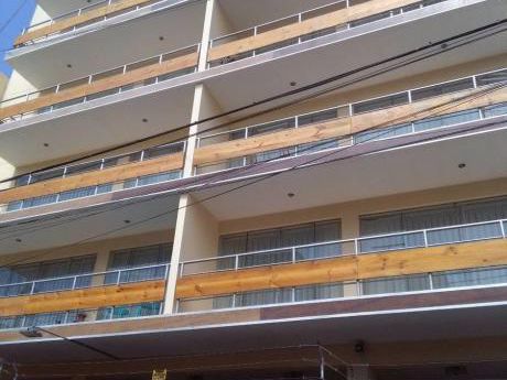 Vendo Amplio Departamento 5to Piso