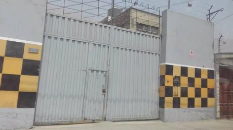 Local Comercial! En Venta En Urb. Alfonso Cobain, Chaclacayo!