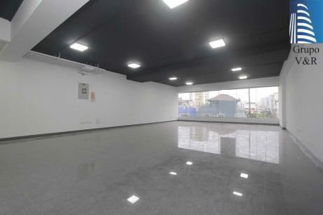 Oficina De Estreno Implementada En Zona Céntrica De Miraflores (gf/ac)