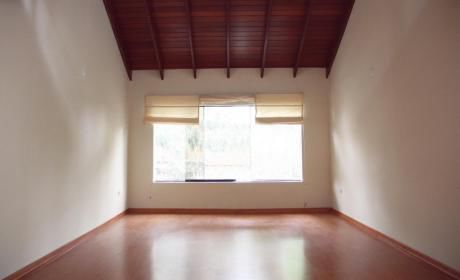 Se Alquila Duplex En Chacarilla - Dos Dorm.