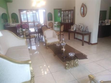 Vendo Hermosa Casa Solo Primera Planta / 246 M2 / 2 Cocheras / Pueblo Libre