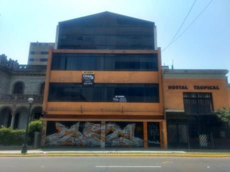 Ocasión Edificio Venta Como Terreno, Local Comercial P. Thouars
