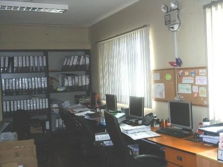 Venta De 2 Locales Comerciales En Av Aramburu – San Isidro