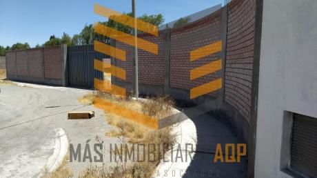 Mas Inmobiliaria Aqp Alquila Estupendo Almacén Industrial - Cerro Colorado
