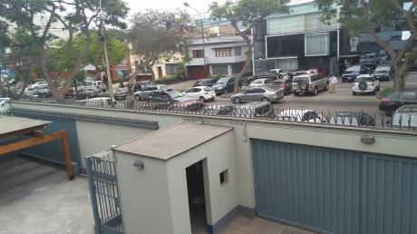 Alquiler Amplio Local Comercial U Oficina Admtr 1650 M2 Zcomercial De Miraflores