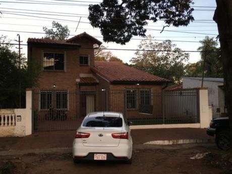 Hermosa Casa A Estrenar En Bo. Villa Aurelia