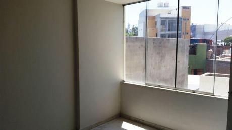 Moderna Oficina En Zona Financiera Cayma