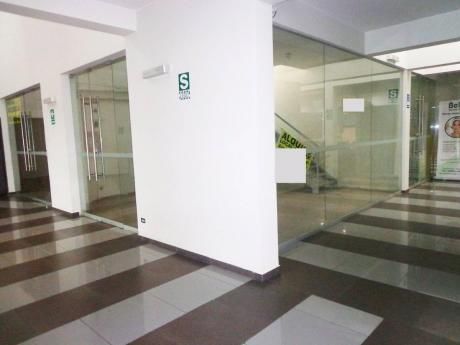 Local Comercial Duplex 74 M2 En Aurora De Miraflores.