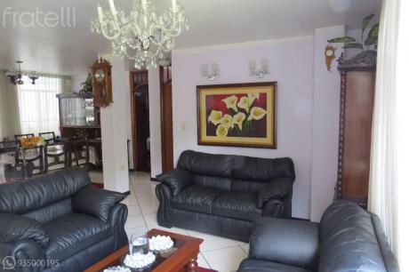 Vendo Casa En Av La Paz