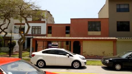 Se Vende Casa Como Terreno Frente A Hermoso Parque