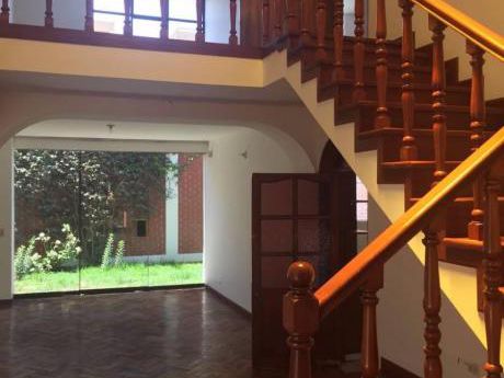 Casa Ideal Para Empresa O Entidades Bancarias En Umacollo