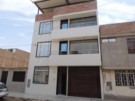 Casa En Venta Con Dos Departamentos Independientes (pchiang2911)