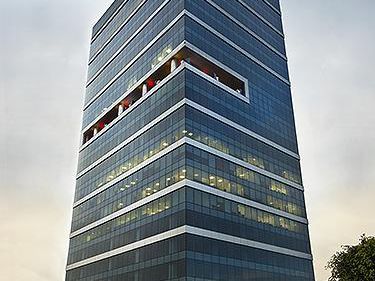 Precio Reducido, Linda Oficina Amoblada, áreas Comunes De Lujo!