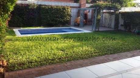 Vendo Residencia De 4 Dormitorios En Suite