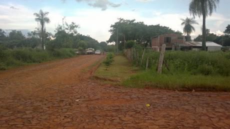 Vendo Terreno Esquina Barrio Caabyrory - Encarnacion