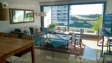 Departamento - Playa Brava