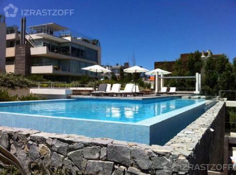 Departamento - Punta Del Este