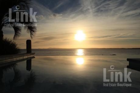 Excelente Casa Premium Frente Al Mar