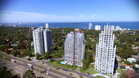 Excelente 3 Ambiente En La Exclusiva Torre Gaudí - Venta De Pozo