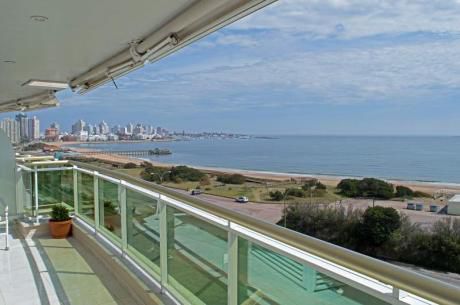 Departamento - Playa Mansa