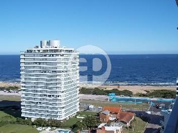 Departamento - Playa Brava