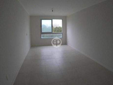 Departamento - Playa Brava