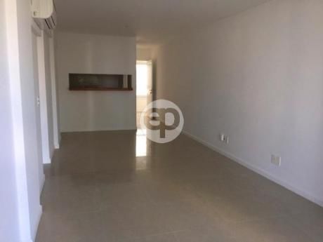 Departamento - Playa Mansa