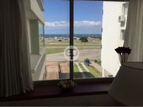 Departamento - Playa Brava