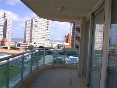 Departamento - Playa Brava