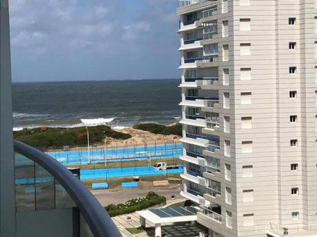 Icon Brava!! 2 Dormitorios, 2 Baños, 1 De Ellos En Suite, Cómoda Planta Con Doble Balcón, órden De Venta!!