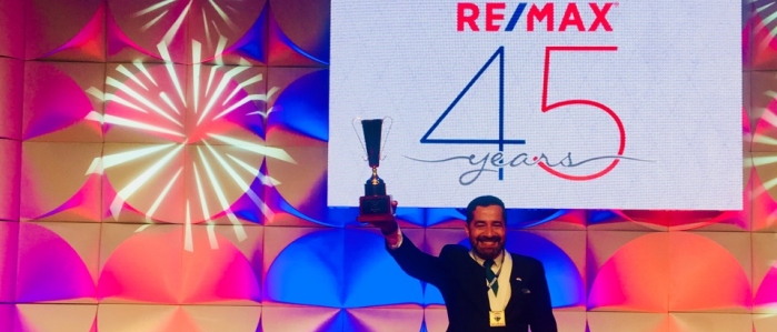 Saúl Ortiz, premiado como Broker Global RE/MAX 2017