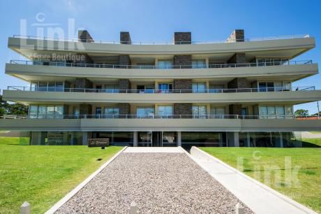 Departamento - Playa Mansa
