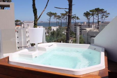 Departamento - Playa Mansa