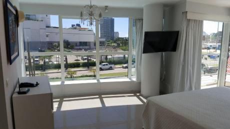 Departamento - Playa Mansa