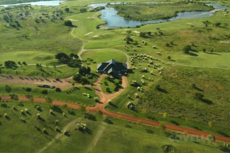 Venta Lote De Terreno En Carmelo Golf.