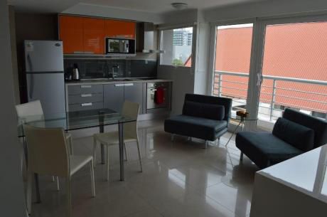 Departamento En Playa Mansa