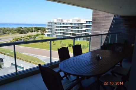 Alquiler Playa Brava, Primera Linea, 3 Dormit En Suite, Febrero