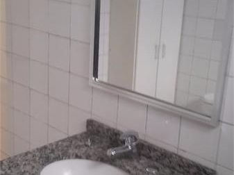 Sobre Martín C. Martínez, Totalmente Reciclado, Con Patio