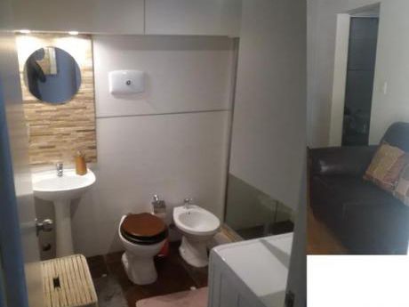 Impecable, 1 Er Piso Por Escalera, Bajos Gastos Comunes.