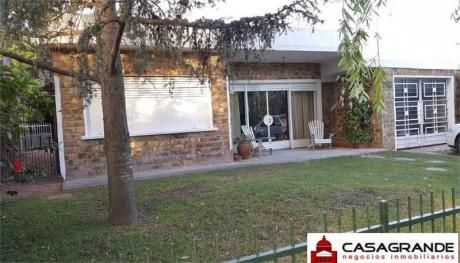 Dos Casas En Un Mismo Padron, A 1 1/2 De Rambla