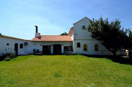 Hermosa Residencia A Metros De La Mansa