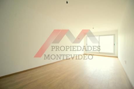 Apartamento En Venta 2 Dormitorios 1 En Suite - Malvin