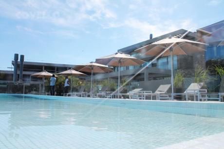 Altamar - Maldonado, Punta Ballena