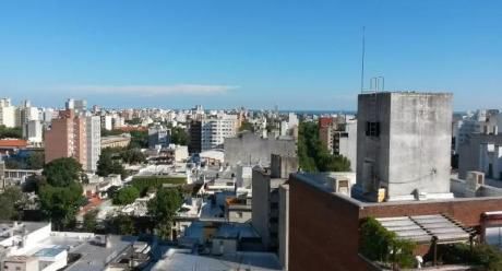 18 De Julio Y Juan Paullier. Vista Despejada