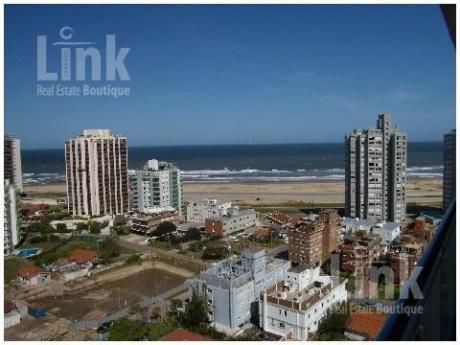 Departamento En Playa Brava