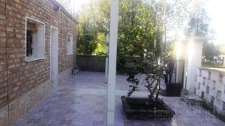Casa Con Terreno Grande En Toledo