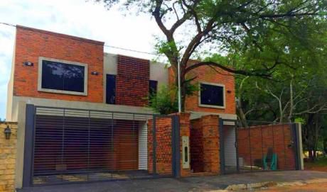 Casa - Luque
