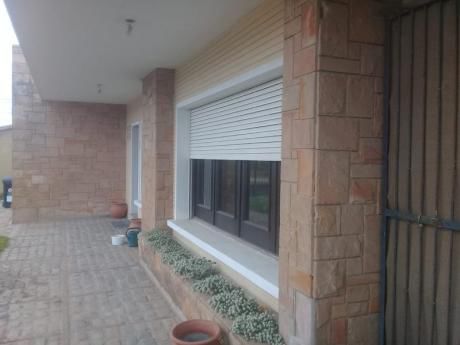 Espectacular Y Sólida Casa Estilo Americano